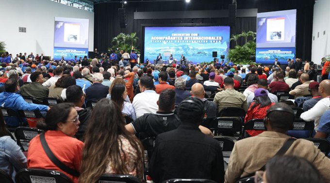 Evento em Caracas contou com mais de 800 convidados internacionais. Foto: VTV Canal 8